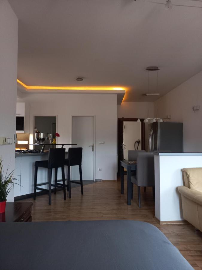 A-M Condominium Veszprém Exteriér fotografie