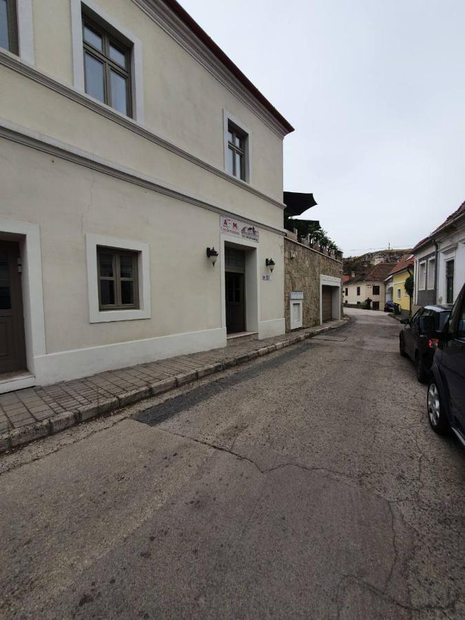 A-M Condominium Veszprém Exteriér fotografie